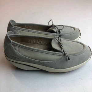MBT Taupe Gray Suede Slip On Performance Loafers Size 4-4.5
